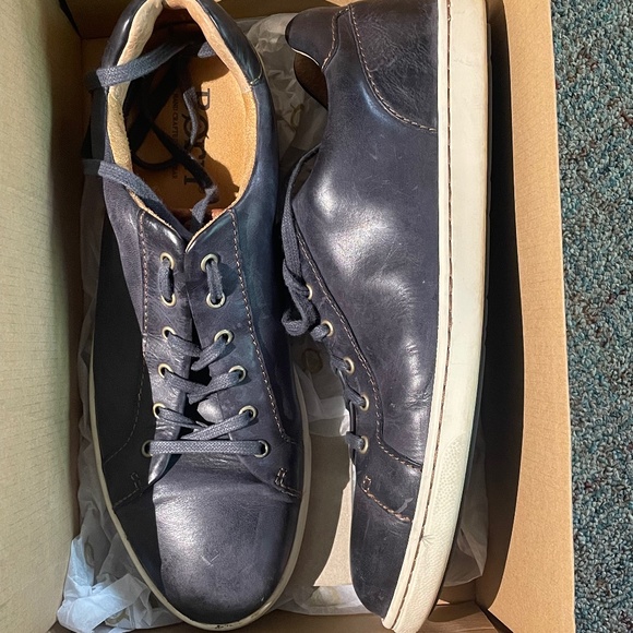 Born Mens Ashram II Sneaker size 11 Navy - Picture 1 of 3
